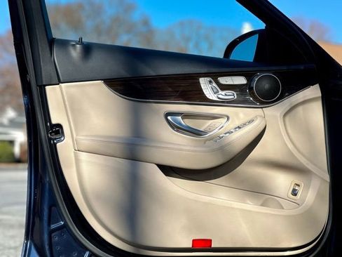 Used 2018 Mercedes-Benz C 300 4MATIC Sedan image 10