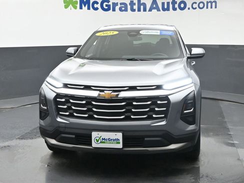 Used 2025 Chevrolet Equinox LT FWD image 6