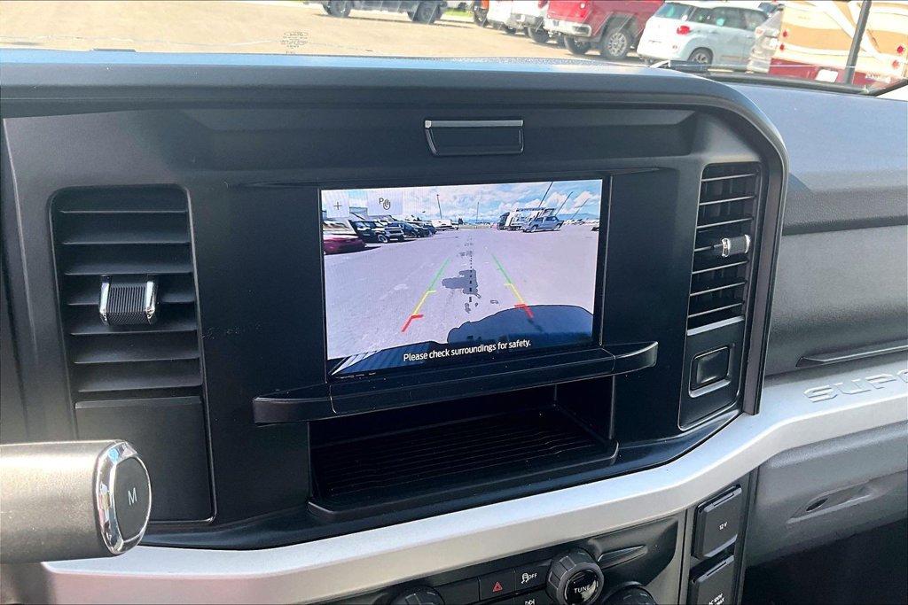 Used 2025 Ford F350 XLT AWD/4WD image 22
