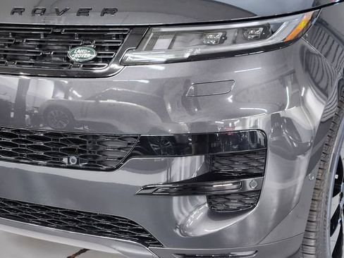 New 2026 Land Rover Range Rover Sport SE image 12