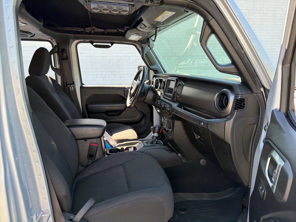 Used 2023 Jeep Wrangler 4WD Unlimited Willys w/ Cold Weather Group image 13