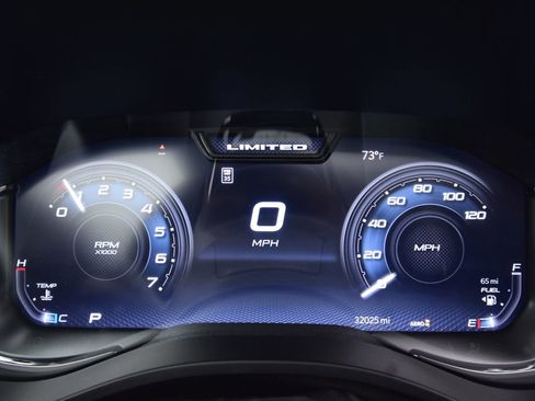 Certified 2025 RAM 1500 Limited image 23