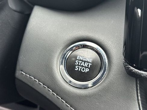 Used 2023 Toyota Highlander XSE AWD/4WD image 16