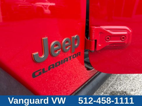 Used 2022 Jeep Gladiator Mojave w/ Trailer Tow Package AWD/4WD image 34