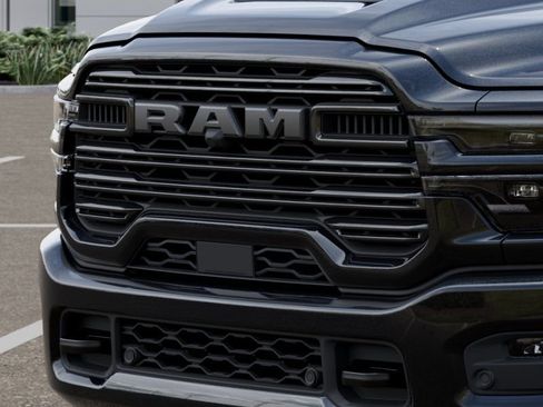 New 2026 RAM 2500 Laramie AWD/4WD image 11