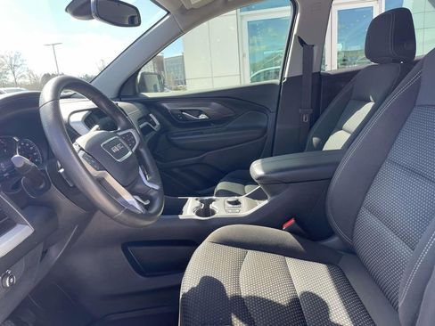 Used 2022 GMC Terrain SLE w/ Driver Convenience Package image 13