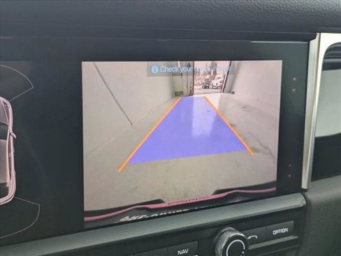 Used 2019 Porsche Macan image 15