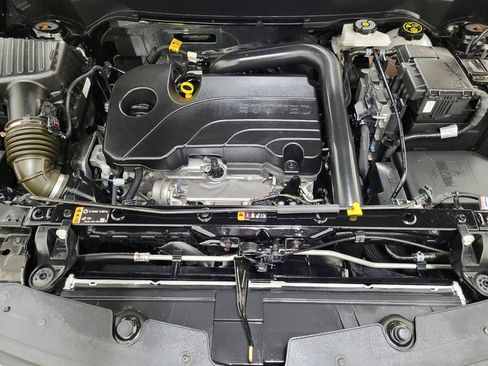 Used 2024 Chevrolet Equinox LT image 30