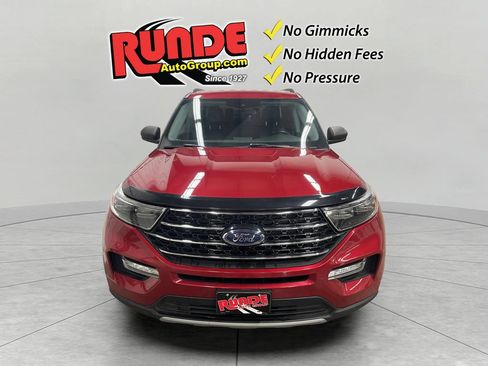Used 2021 Ford Explorer XLT w/ Equipment Group 202A AWD/4WD image 8