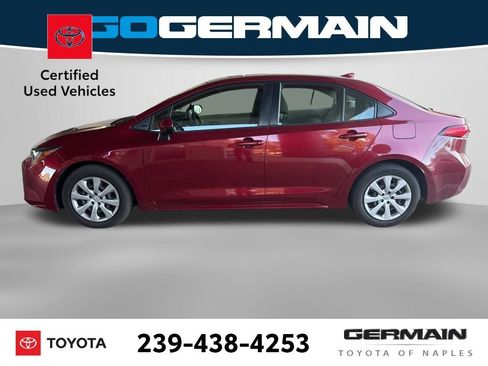 Certified 2022 Toyota Corolla LE image 3