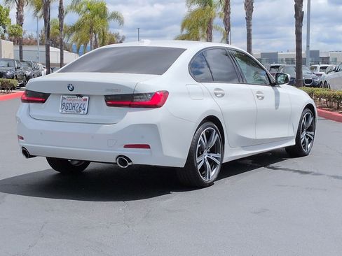 Used 2023 BMW 330i Sedan w/ Convenience Package RWD image 10