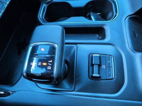 Used 2023 GMC Sierra 1500 AT4X AWD/4WD image 23