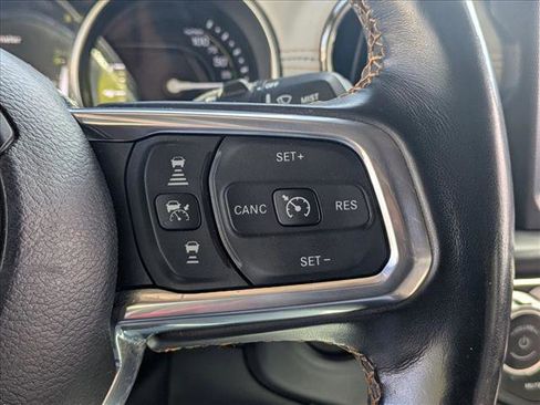 Used 2021 Jeep Wrangler Unlimited Sahara image 13