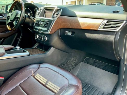 Used 2014 Mercedes-Benz ML 350 BlueTEC 4MATIC image 24