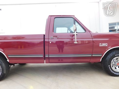 Used 1990 Ford F150 2WD Regular Cab image 30
