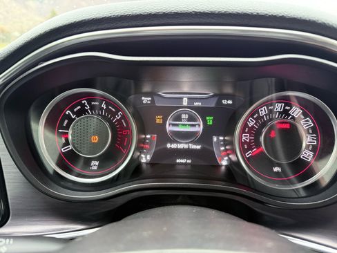 Used 2015 Dodge Challenger R/T w/ Quick Order Package 22B R/T image 12