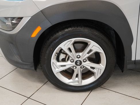 Used 2022 Hyundai Kona SEL w/ Convenience Package AWD/4WD image 17