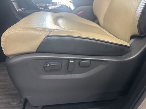 Used 2023 INFINITI QX80 Premium Select w/ All-Season Package RWD image 30