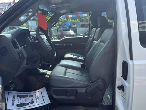 Used 2016 Ford F550 4x4 SuperCab Super Duty image 10