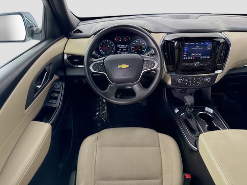 Used 2023 Chevrolet Traverse LS FWD image 23