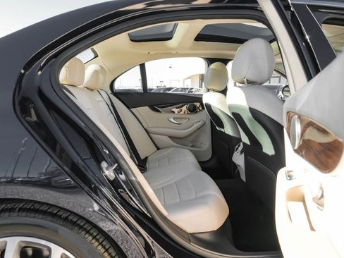 Used 2018 Mercedes-Benz C 300 Sedan image 41