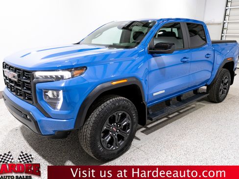 Used 2025 GMC Canyon Elevation w/ Convenience Package AWD/4WD image 2