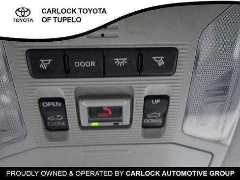 Used 2021 Toyota RAV4 XLE image 18