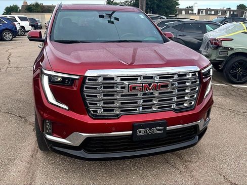 Used 2024 GMC Acadia Denali w/ Super Cruise Package AWD/4WD image 3