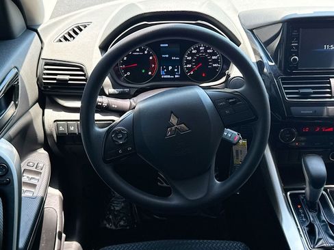 Used 2025 Mitsubishi Eclipse Cross ES AWD/4WD image 23