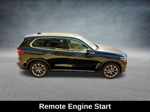 Used 2022 BMW X5 xDrive40i w/ Premium Package image 11