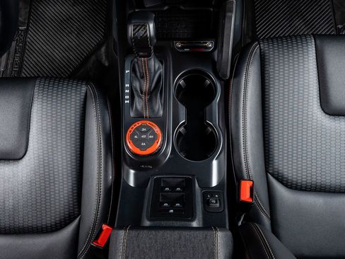 Used 2024 Ford Bronco Raptor AWD/4WD image 27