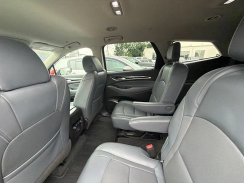 Used 2018 Buick Enclave Essence w/ Trailering Package FWD image 12