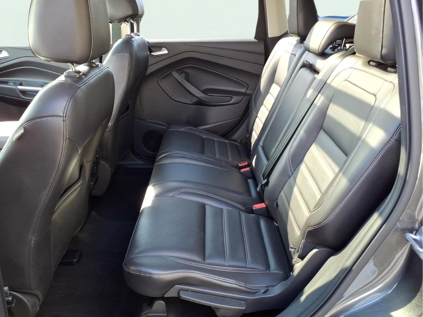 Used 2017 Ford Escape Titanium w/ Equipment Group 301A AWD/4WD image 12