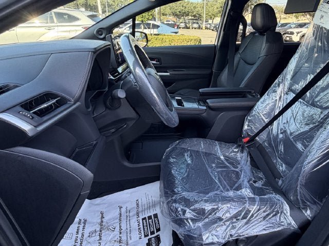 New 2026 Toyota Sienna XLE Woodland Edition AWD/4WD image 21