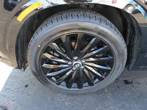 Used 2024 Hyundai Palisade Calligraphy image 10