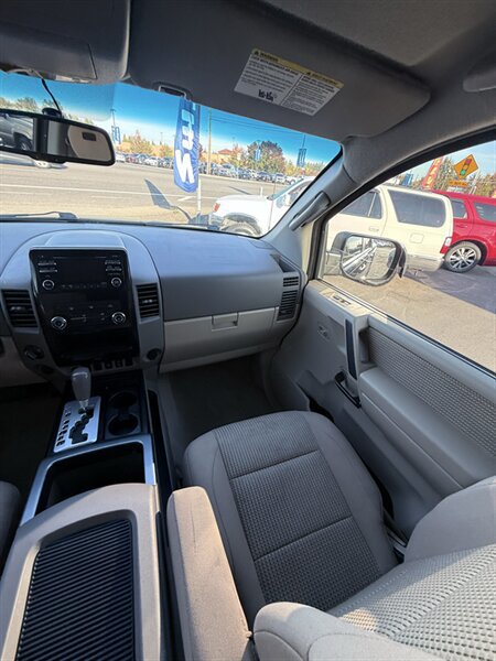 Used 2014 Nissan Titan SV w/ SV Value Truck Package AWD/4WD image 18