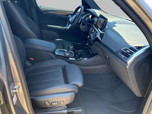 Used 2024 BMW X3 sDrive30i w/ Premium Package w/ZPA RWD image 9