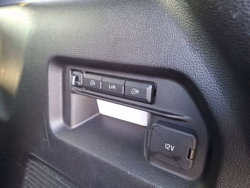 Used 2020 Ford Explorer ST w/ ST Street Pack image 28