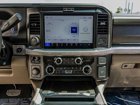 Used 2026 Ford F250 Platinum w/ Platinum Plus Package image 24