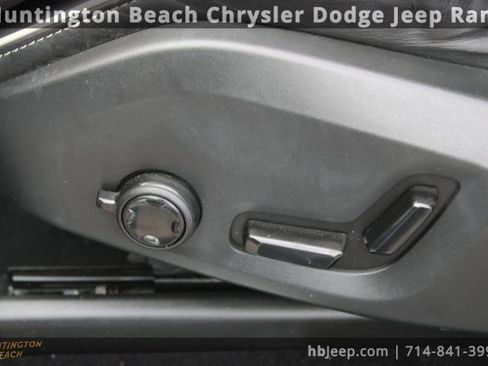 Used 2019 Volvo XC90 T8 R-Design w/ Advanced Package image 29