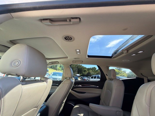 Used 2018 Buick Enclave Essence w/ Trailering Package AWD/4WD image 19