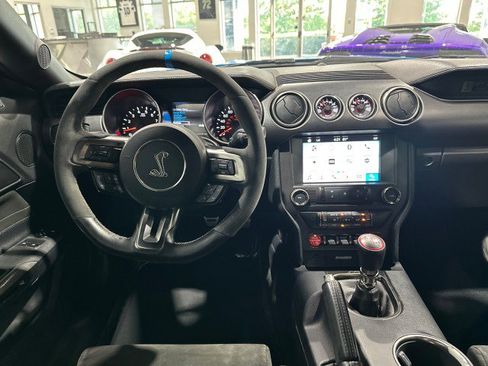 Used 2017 Ford Mustang Shelby GT350 w/ Electronics Package RWD image 41