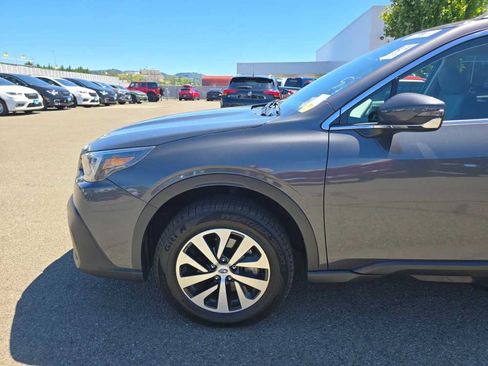 Used 2022 Subaru Outback Premium AWD/4WD image 20