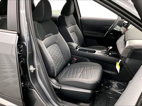 New 2026 Nissan Kicks SV image 32