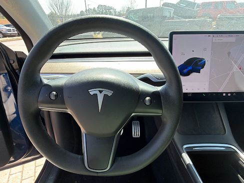 Used 2022 Tesla Model Y Performance image 26