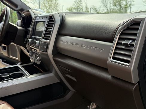 Used 2018 Ford F350 King Ranch w/ King Ranch Ultimate Package image 39