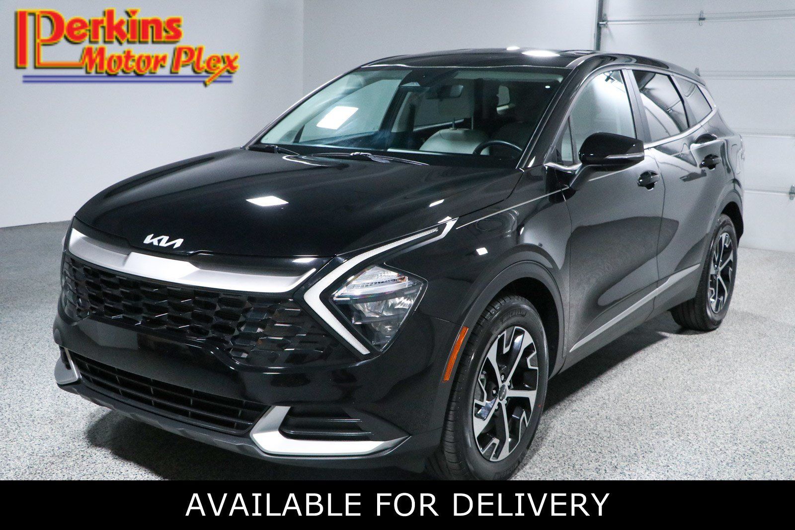 Used 2023 Kia Sportage EX FWD image 1