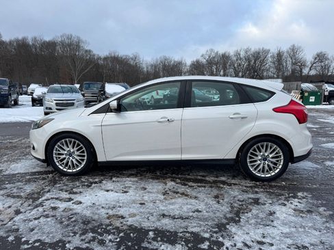 Used 2014 Ford Focus Titanium image 2