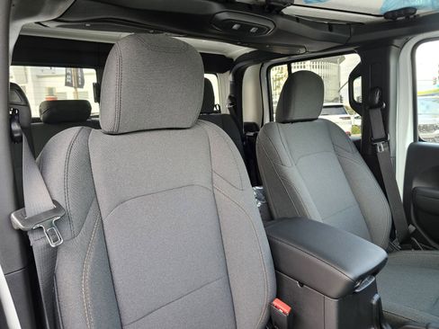 New 2026 Jeep Gladiator Sport image 26