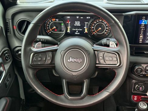 Used 2024 Jeep Wrangler Rubicon 392 image 14